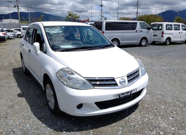 NISSAN TIIDA LATIO full