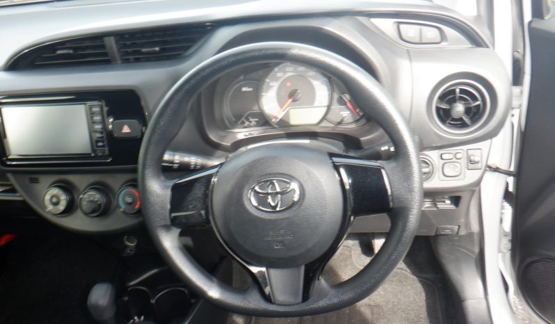 TOYOTA VITZ full