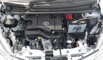 TOYOTA VITZ full