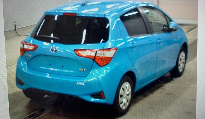 Toyota Vitz full